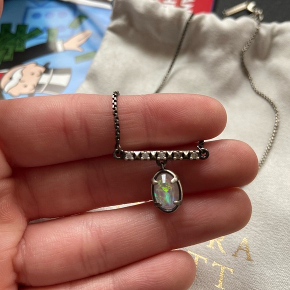 Kendra Scott necklace - Picture 2 of 2